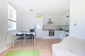 Charming 2 bed apartment in Central London